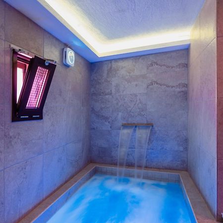 Luxuite Spa Con Piscina E Jacuzzi Villa Alberobello Esterno foto