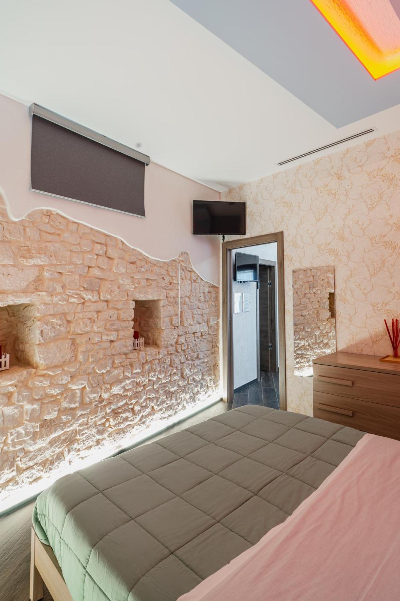 Luxuite Spa Con Piscina E Jacuzzi Villa Alberobello Esterno foto